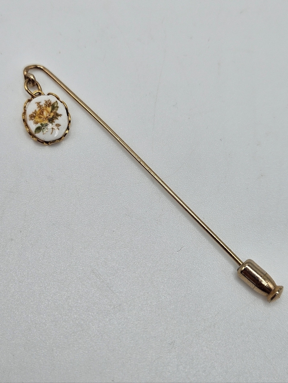 VINTAGE Gold Tone Yellow Rose Flower Dangle Charm Brooch Stick Pin